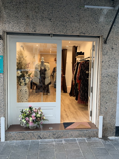 Marta Escalada Shop