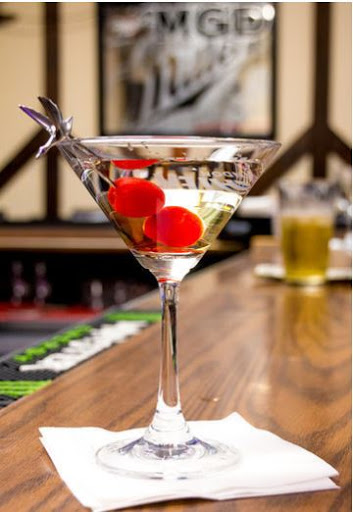 Liquor Store «Hidden Lake Liquors and Bar», reviews and photos, 2011 NJ-27, Somerset, NJ 08873, USA