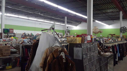 Thrift Store «Nuway Thrift Store», reviews and photos, 211 East Cork Street, Kalamazoo, MI 49001, USA