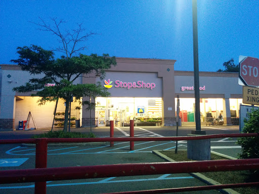 Supermarket «Stop & Shop», reviews and photos, 424 Raritan Ave, Highland Park, NJ 08904, USA