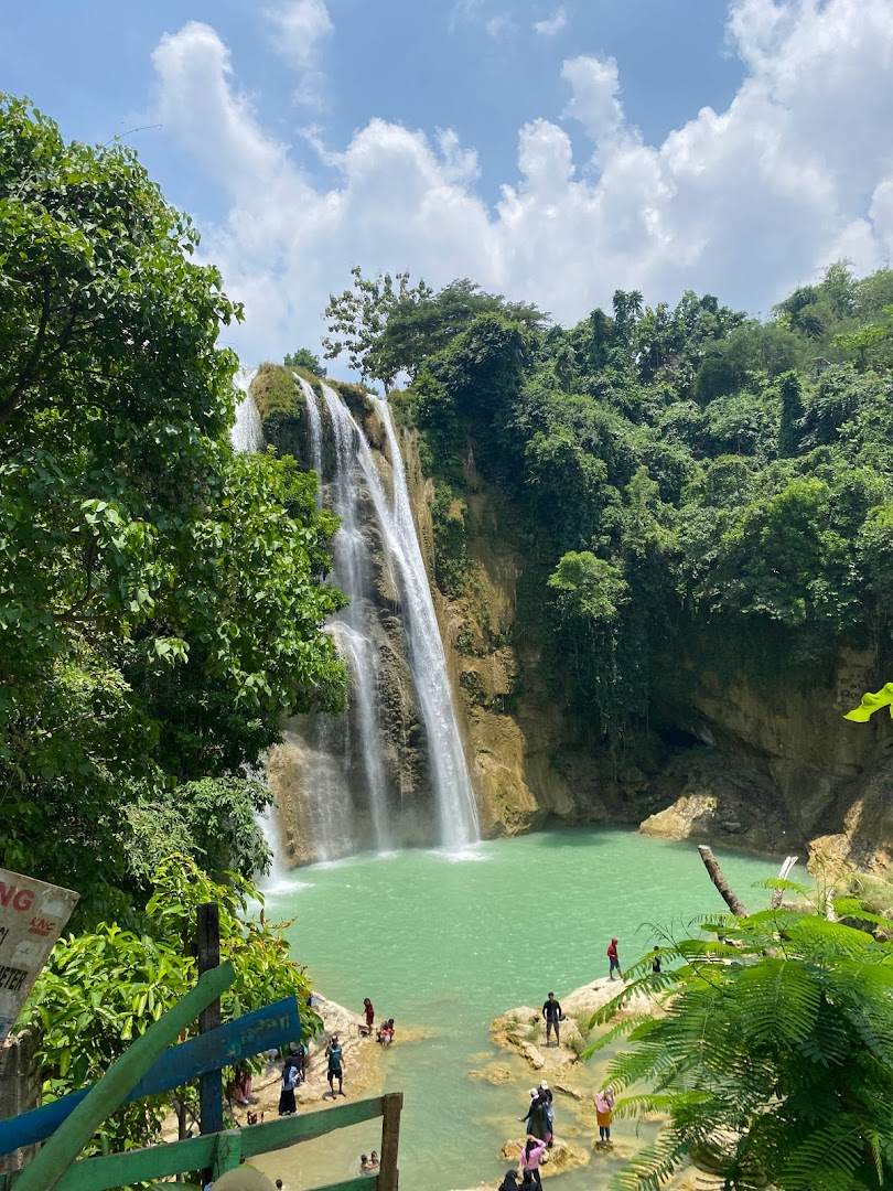 Gambar Air Terjun Putri Nglirip