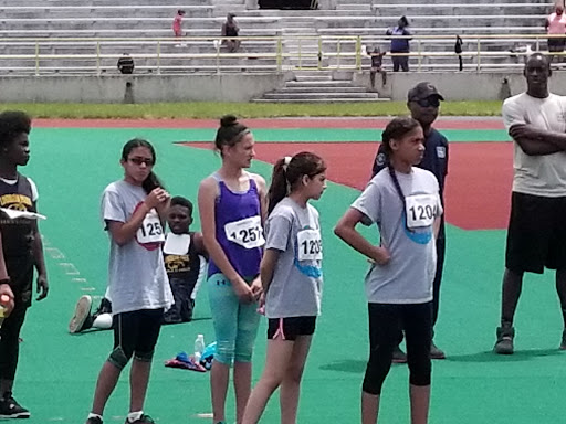 Stadium «Hanson Stadium», reviews and photos, 5501 W Fullerton Ave, Chicago, IL 60639, USA