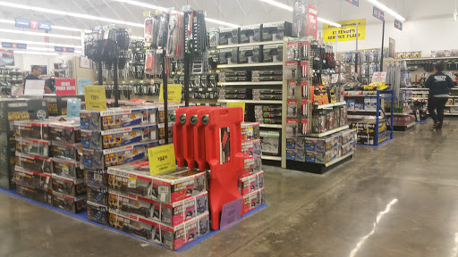 Hardware Store «Harbor Freight Tools», reviews and photos, 1007 W Arrow Hwy, San Dimas, CA 91773, USA