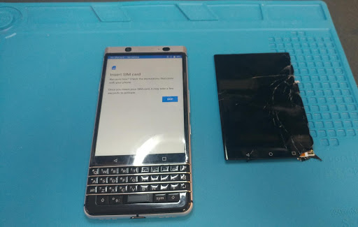 Electronics Repair Shop «Illinois Cell Phone Repair», reviews and photos, 185 W Golf Rd, Schaumburg, IL 60195, USA