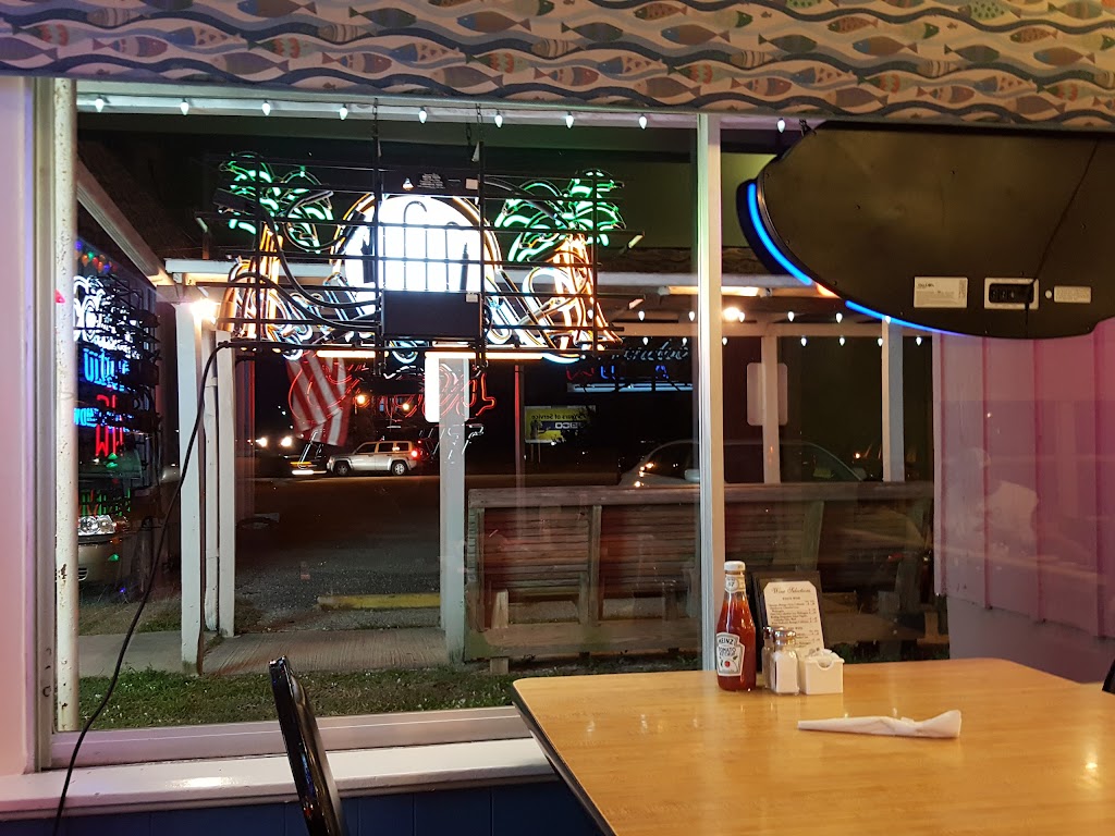 Dino's Family Restaurant 34946