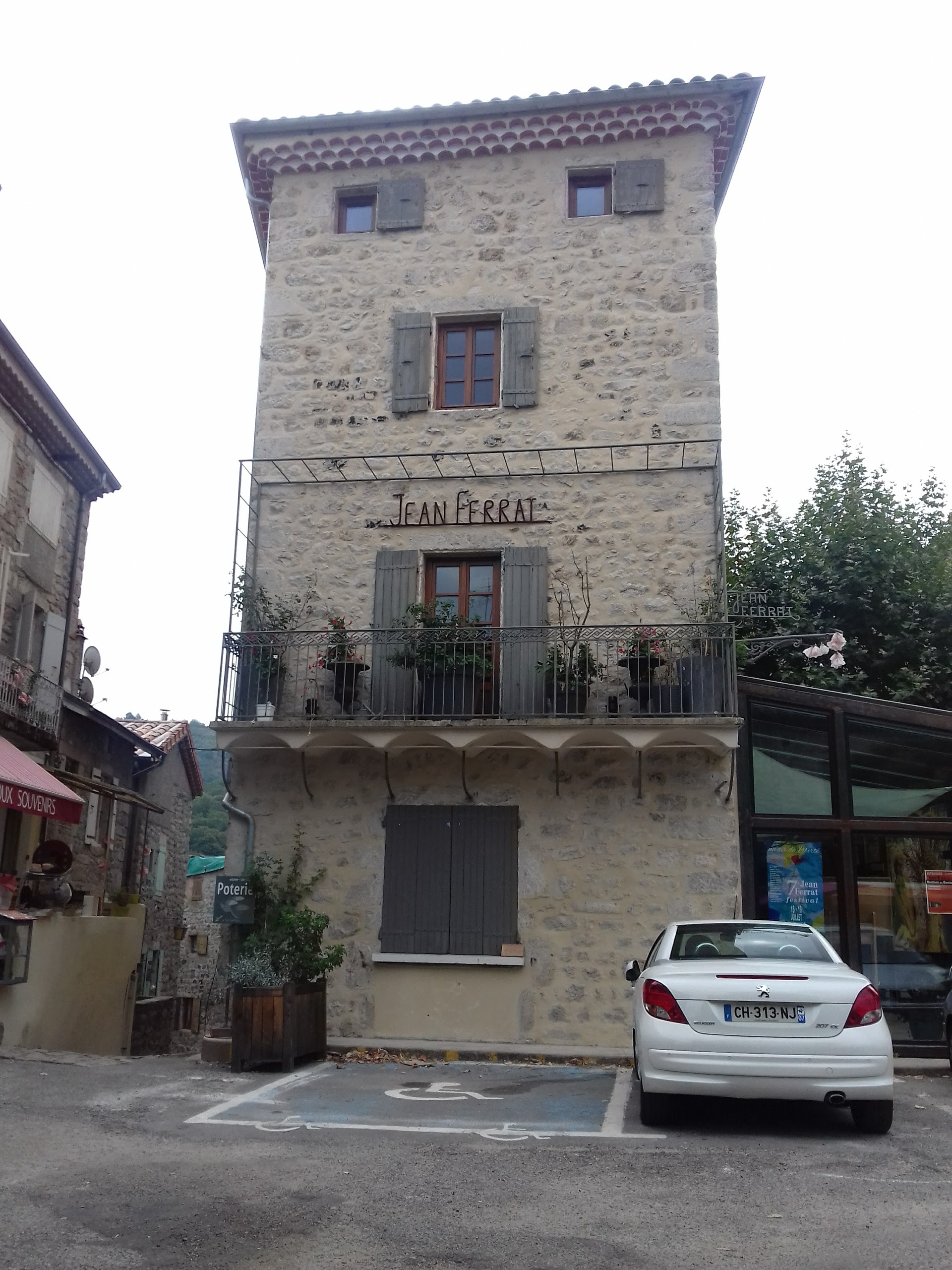 Photo n° 5 de l'avis de AngelDoud.X fait le 13/09/2017 à 18:55