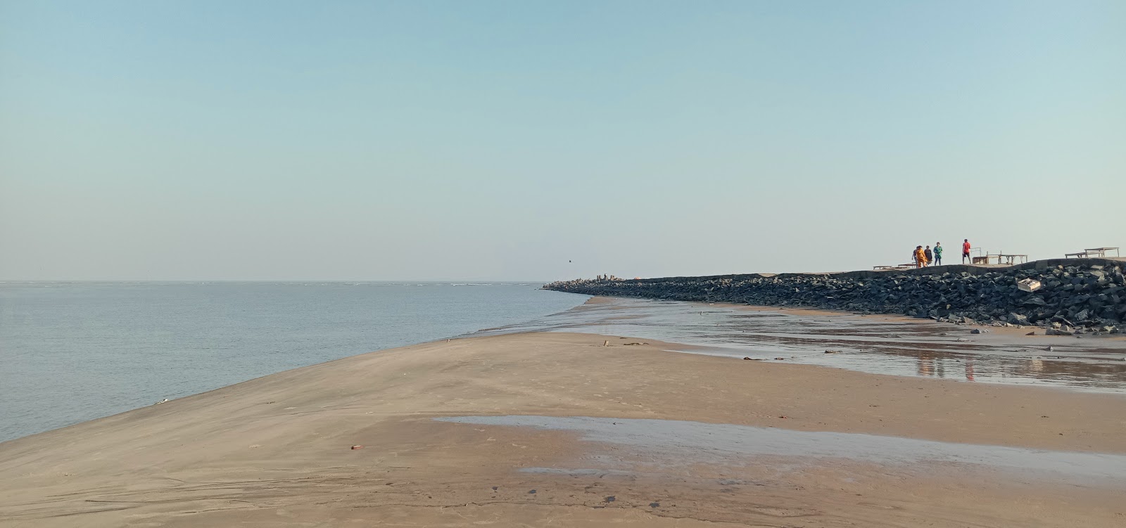 Mohana Beach'in fotoğrafı - rahatlamayı sevenler arasında popüler bir yer