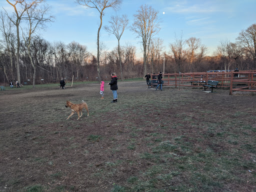 Dog Park «Portsmouth RI Dog Park», reviews and photos, 77 Bradford Ave, Portsmouth, RI 02871, USA