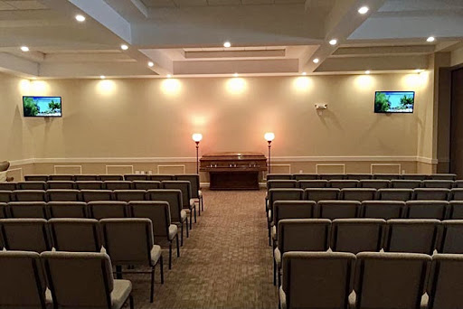 Funeral Home «Dilley Lasater Funeral Home / Lasater Funeral Home», reviews and photos, 11337 Upper Gilchrist Rd, Mt Vernon, OH 43050, USA