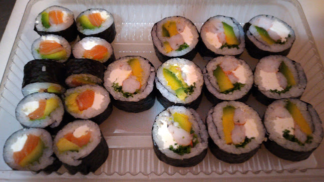 Opiniones de Ikura Rolls Sushi en Quilicura - Restaurante