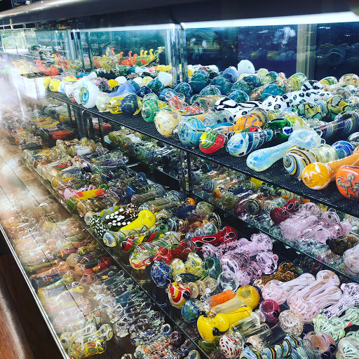 Vaporizer Store «Smoke Depot & Vapor Lounge», reviews and photos, 26930 The Old Rd, Valencia, CA 91381, USA