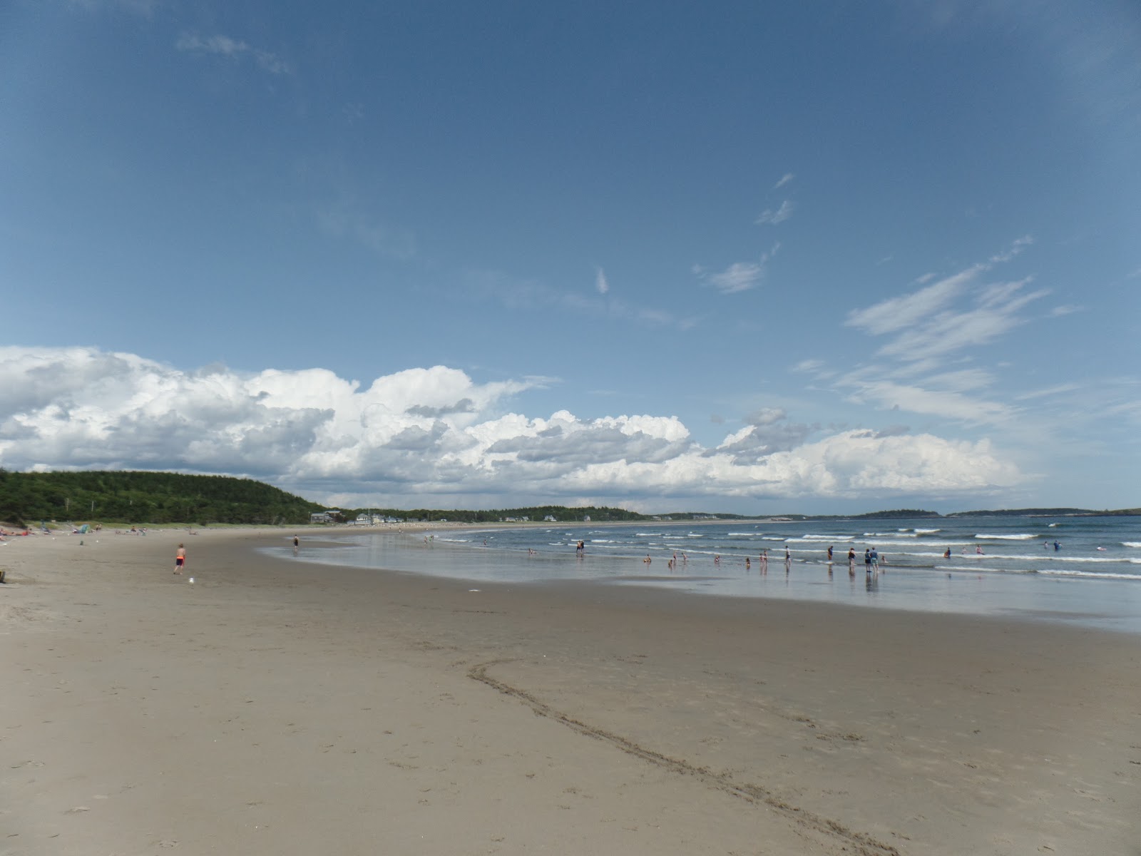 Popham beach'in fotoğrafı - rahatlamayı sevenler arasında popüler bir yer