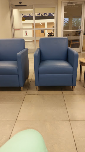 Car Dealer «Landers Ford», reviews and photos, 2082 W Poplar Ave, Collierville, TN 38017, USA