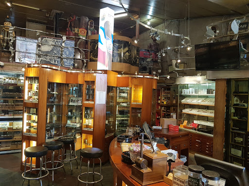Tobacco Shop «Up Down Cigar», reviews and photos, 1550 N Wells St, Chicago, IL 60610, USA