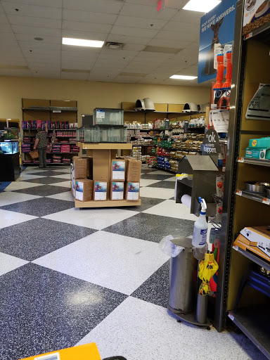Pet Supply Store «Petco Animal Supplies», reviews and photos, 450 N Rte 17, Paramus, NJ 07652, USA