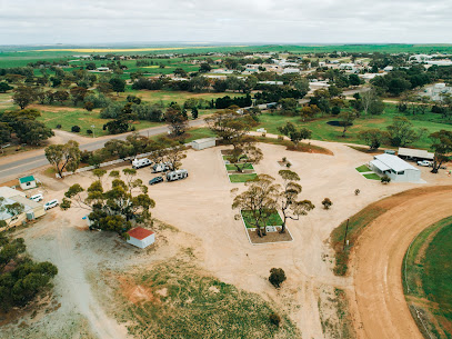 Cleve Showgrounds RV and Caravan Park