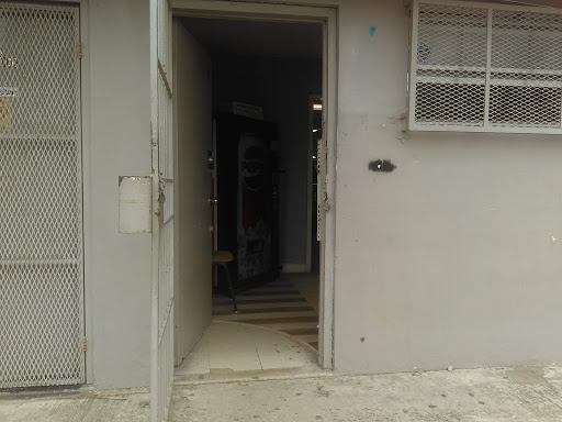 Auto Body Shop «Lorenzos Bodyshop», reviews and photos, 160 SW 9th Ave, Homestead, FL 33030, USA