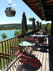 Atmosphère du Restaurant L’Oustal du lac à Montcuq - n°5