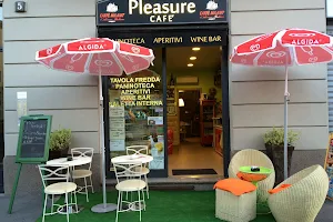 Pleasure Café image