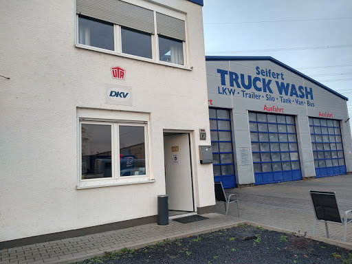 Seifert Truck Service Truck Wash