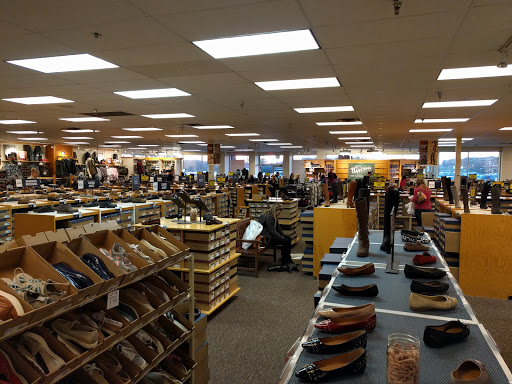 Shoe Store «G.H. Bass & Co.», reviews and photos, 11211 120th Ave #26, Pleasant Prairie, WI 53158, USA