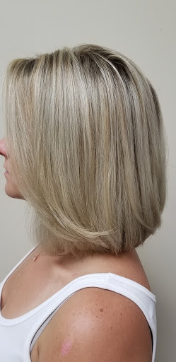 Beauty Salon «Young Attitudes Aveda Salon & Spa», reviews and photos, 8843 Villa La Jolla Dr #206, La Jolla, CA 92037, USA