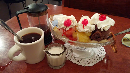 Dessert Shop «Sweet Moses», reviews and photos, 6800 Detroit Ave, Cleveland, OH 44102, USA