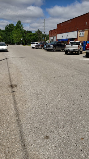 Grocery Store «Hurleys Grocery», reviews and photos, 110 W Washington St, Waldron, IN 46182, USA