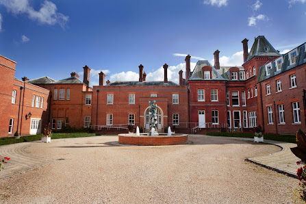 Champneys Tring Health Spa Chesham Rd, Wigginton, Tring HP23 6HY, United Kingdom