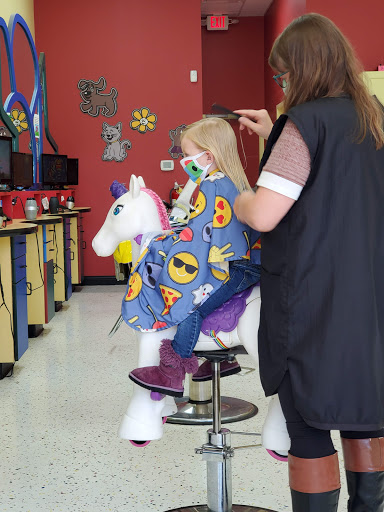 Barber Shop «Cookie Cutters Haircuts for Kids», reviews and photos, 13170 Harrell Pkwy #900, Noblesville, IN 46060, USA