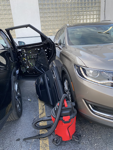 Lincoln Mercury Dealer «West Point Lincoln», reviews and photos, 11666 Katy Fwy, Houston, TX 77043, USA