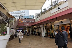 Mitsui Outlet Park Makuhari image