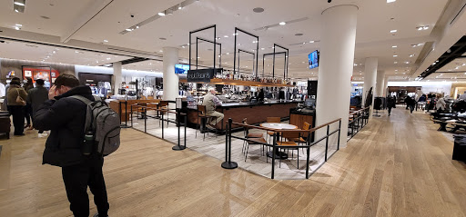 Department Store «Nordstrom Michigan Avenue», reviews and photos, 55 E Grand Ave, Chicago, IL 60611, USA