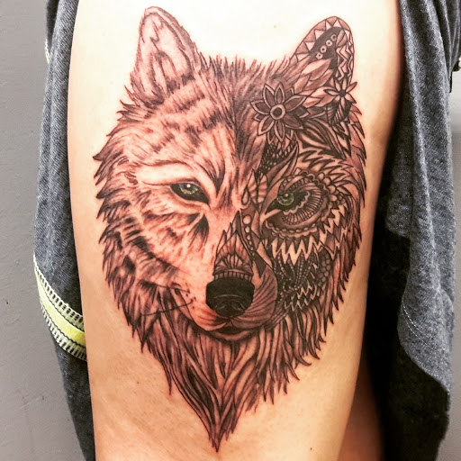 Tattoo Shop «Your Design Or Mine Tattoos», reviews and photos, 1993 Harrodsburg Rd, Lexington, KY 40504, USA