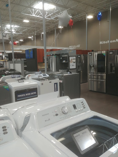 Electronics Store «Best Buy», reviews and photos, 20914 N Frederick Rd, Germantown, MD 20876, USA