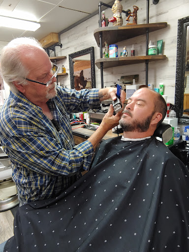 Barber Shop «Coppell Barber Shop», reviews and photos, 448 W Bethel Rd, Coppell, TX 75019, USA