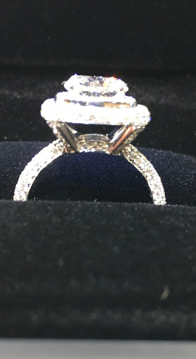 Jewelry Store «Harris Jewelers», reviews and photos, 4101 Mexico Rd, St Peters, MO 63376, USA