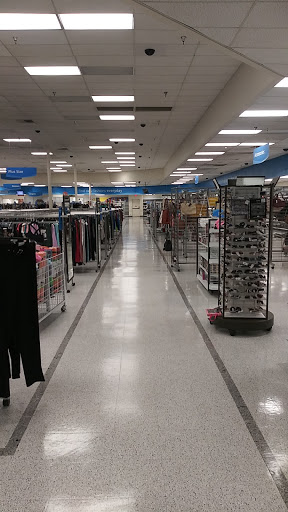 Clothing Store «Ross Dress for Less», reviews and photos, 26558 Bouquet Canyon Rd, Saugus, CA 91350, USA