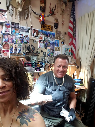 Tattoo Shop «TATTOOS EXPRESS», reviews and photos, 24-08 Broadway, Fair Lawn, NJ 07410, USA