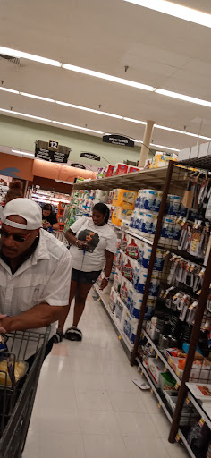 Grocery Store «Kroger», reviews and photos, 235 Farm to Market Road 1382, Cedar Hill, TX 75104, USA