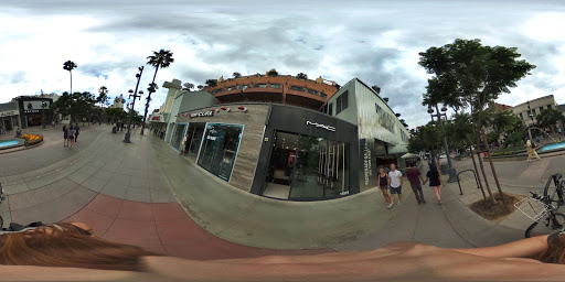 Cosmetics Store «MAC», reviews and photos, 1451-B 3rd Street Promenade, Santa Monica, CA 90401, USA