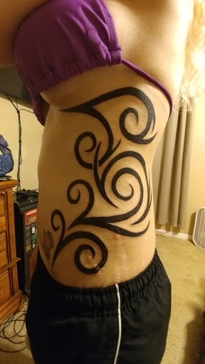 Tattoo Shop «Earthborn Studios», reviews and photos, 1359 Washington Ave, Evansville, IN 47714, USA