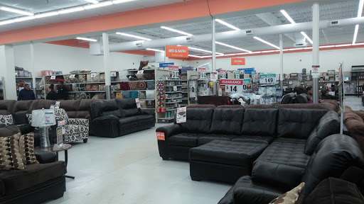 Discount Store «Big Lots», reviews and photos, 650 Wolcott St, Waterbury, CT 06705, USA