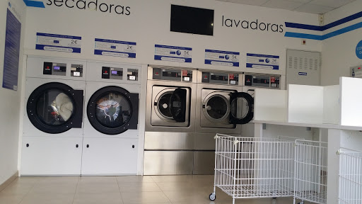 Lavandería Open Wash #Riveira en Ribeira, A Coruña