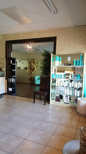Beauty Salon «Friends on Third Salon», reviews and photos, 401 N 3rd St, Hamilton, OH 45011, USA