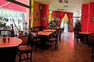 La Cosita Restaurant & Bar image