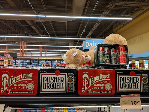 Supermarket «Giant Eagle Supermarket», reviews and photos, 870 N Court St, Medina, OH 44256, USA