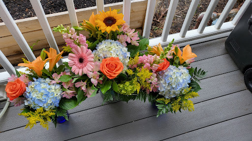 Florist «Lopez the Florist», reviews and photos, 742 Adams St, Dorchester, MA 02122, USA