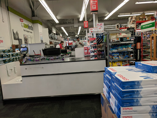 Office Supply Store «Staples», reviews and photos, 2299 Summer St, Stamford, CT 06905, USA