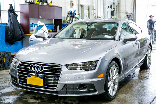 Auto Body Shop «V & J Auto Body Inc.», reviews and photos, 941 Wellwood Ave, Lindenhurst, NY 11757, USA